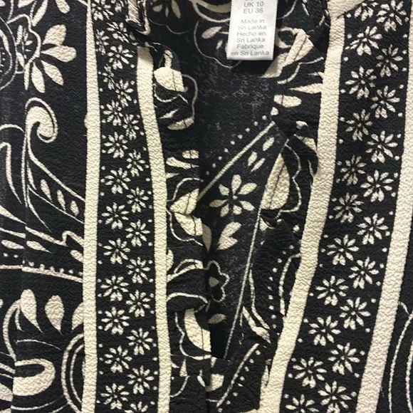 NWT Dress HAWAIIAN PAISLEY Crepe Split Ruffle Neck Maxi Dress Black Sleeveless - Picture 10 of 15
